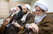 مجلس الخبراء يحذّر من الفضاء الإلكتروني والنفوذ والمصالحة الوطنية