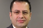 بعد الحكم عليه بالسجن غيابيا.. اغتيال إعلامي إيراني معارض في إسطنبول