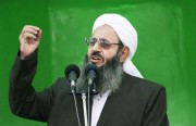 إمام جمعة أهل السنة: الدستور الإيراني يحتاج إلى تغيير