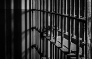 ناشط «أصولي» مطالبًا بإقالة نائب الرئيس: مكوثه ولو لساعة واحدة مُضِرّ.. والحكم على صحفي في قزوين بالسجن بعد شكوى من الجامعة الطبية￼