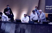 برلمانية سابقة: احضِروا أفضل رؤساء العالم إلى إيران وشاهِدوا هل يمكنهم العمل؟.. والبرلمان يسعى لحظر دخول مراسلي الإعلام الأمريكي والبريطاني إلى إيران