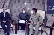 رئيس الأركان العامّة للقوّات الإيرانية يزور باكستان.. و«تجارت»: الهجرة مشكلة طهران الأولى