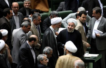 الصراع السياسي على رئاسة البرلمان الإيراني: إرادة التجديد ورغبة الاستمرار (تقدير موقف)