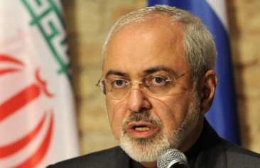برلماني: “ظريف اتصل سرًّا بتيلرسون”