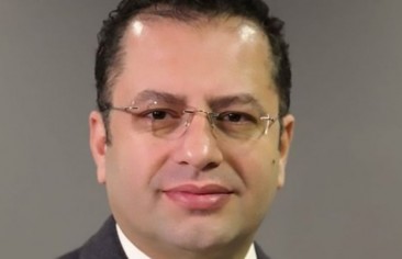بعد الحكم عليه بالسجن غيابيا.. اغتيال إعلامي إيراني معارض في إسطنبول