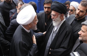 هل خسر روحاني الشعب ليكسب المرشد؟
