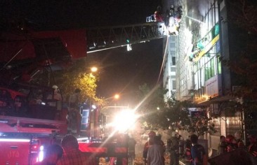 عضو بمجلس العاصمة: طهران تتحوّل إلى مركز لانتقال «كورونا».. وحريق وانفجار بمبنى عاصمي وفي عربة الديزل لقطار طهران – بندر عباس