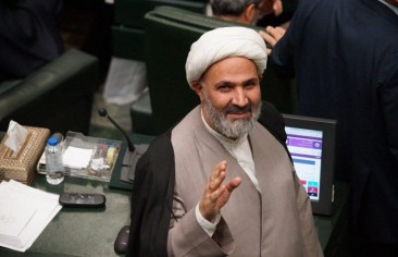 «دنياي اقتصاد» تؤكد إجراء اجتماعات انتخابية لـ «الأصوليين» بمنزل رضائي.. وعضو بارز في «جبهة الصمود»: جليلي لن ينسحب من الانتخابات الرئاسية