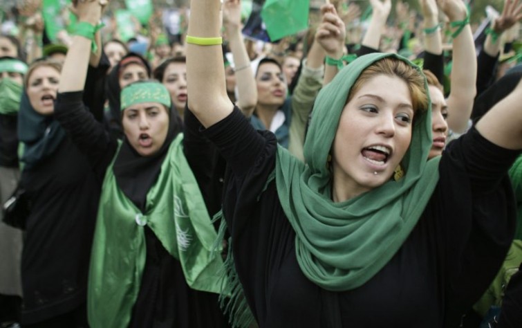 الإقامة الجبرية على قادة الحركة الخضراء.. عندما لا يؤدي مرور الزمن إلى النسيان