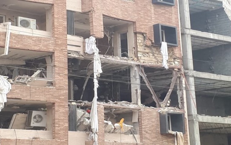 اقتصاديون يكشفون عن انخفاض دخل الإيرانيين للثُّلث.. وسجينان كرديان معرَّضان لخطر الإعدام