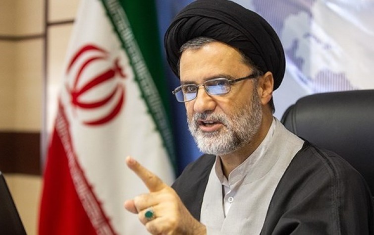 تجمُّعات احتجاجية حول مسرح العاصمة طهران للتضامُن مع الأحواز.. وبرلماني: التضخُّم والبطالة والمشاكل الاقتصادية هدية حكومة روحاني لرئيسي