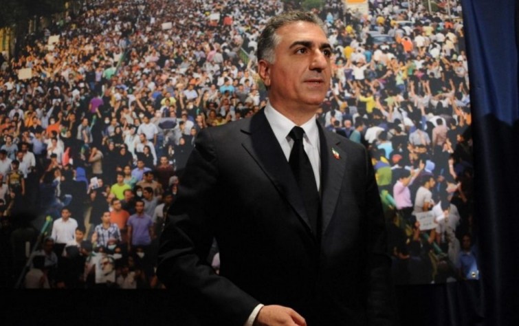«بهلوي» يطالب بوقف الإعدامات «الجائرة» في إيران.. والحرس الثوري يعتقل نشطاء «الصندوق الأسود» في «تليغرام»￼￼
