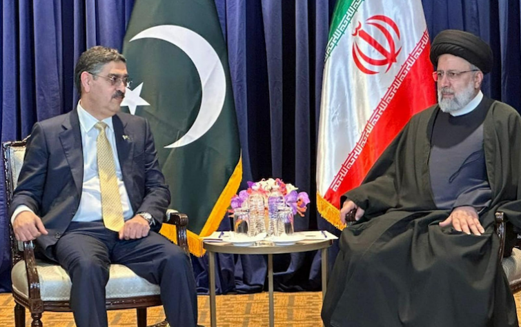 الهجمات على الحدود بين إيران وباكستان.. الطبيعة والدوافع